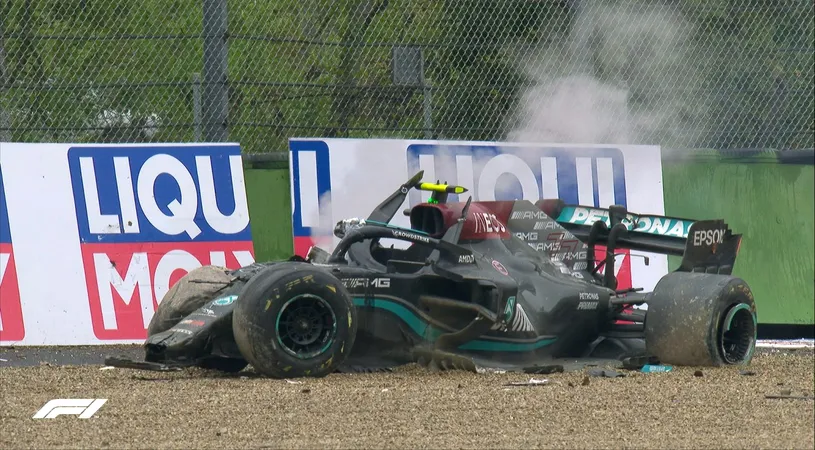 Accidente grave în cursa de Formula 1 de la Imola! Hamilton a făcut o eroare uriașă, Bottas și Russell au fost aproape de o tragedie | FOTO