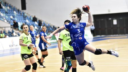 Nou scandal de arbitraj care zguduie din temelii FR de Handbal! Totul s-a întâmplat la partida SCM Craiova-Cisnădie! Oltenii ies la atac: „Poate stăm unora în gât" | VIDEO
