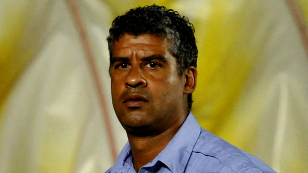 OFICIAL** Rijkaard și-a reziliat contractul cu Galata! Hagi, în stand-by