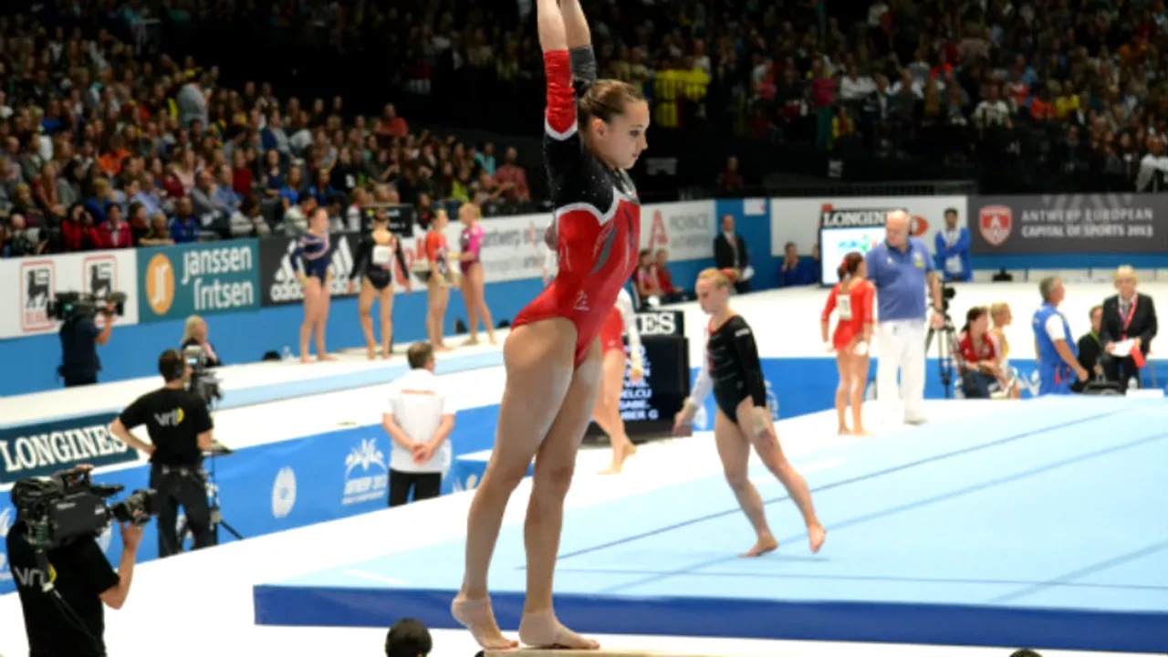 Bârna te ridică, bârna te coboară! Larisa Iordache a ratat chiar la aparatul favorit, astfel că a rămas în afara podiumului la individual compus. Revanșa poate veni duminică