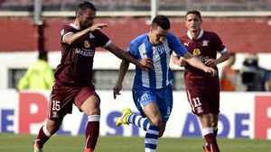 Mateiu: "Aș juca în fiecare zi în Giulești. Cel mai frumos fotbal se joacă aici"