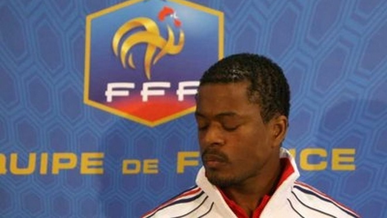 Evra primește explicații de la Federația Franceză cu privire la suspendarea sa de la națională