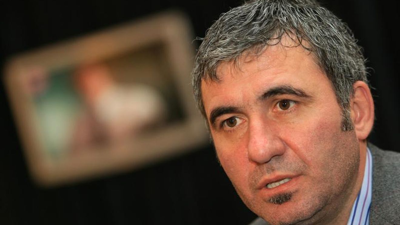 "Hoțul strigă hoții"