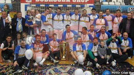 HCM vs restul lumii!