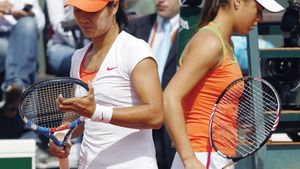 Iarba verde de acasă!** Eliminată de Na Li la Roland Garros, Sorana schimbă suprafața de joc