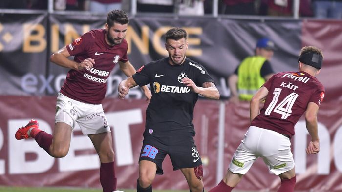 Cele mai interesante statistici despre derby-ul FCSB-Rapid! 9 antrenori au condus în istorie ambele echipe, însă doar Cristiano Bergodi mai este în activitate. Ienei și Lăcătuș împart primul loc într-un clasament special | SPECIAL