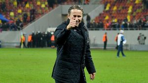 Reghe caută soluții în atac, dar are "sub nas" un vârf de mare valoare.** Roș-albaștrii au toate atu-urile să transfere unul dintre cei mai în formă jucători din Liga 1