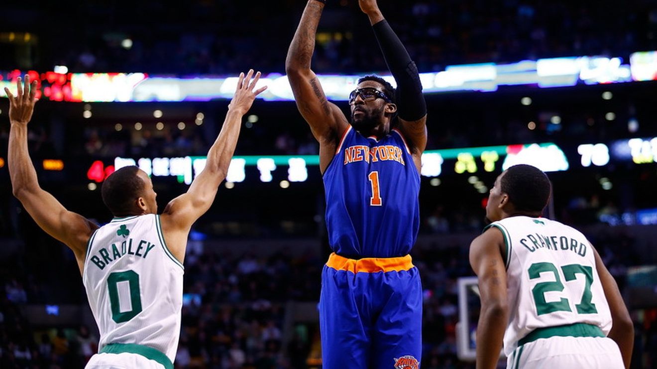 INEDIT | Un star din NBA se reface în băi de șpriț. Plătit cu 100 de milioane de dolari, baschetbalistul de la New York Knicks a jucat trei meciuri în patru zile după ce s-a scăldat în băutură 
