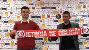 Bratu, oficial la Dinamo! Noul antrenor a recunoscut care e obiectivul "câinilor": "E realist și ne agățăm de el". Pe cât timp a semnat