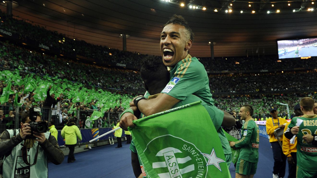 Germanii anunță: Dotmund și-a luat atacant! Aubameyang, al doilea transfer al verii făcut de Borussia