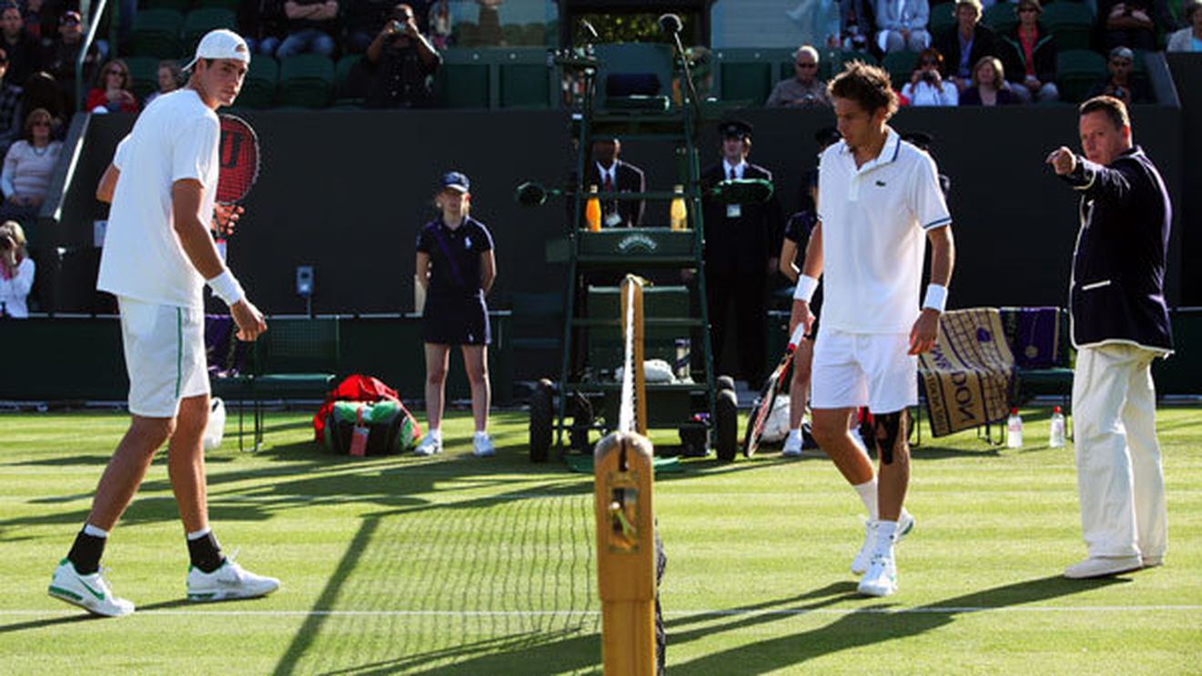 Nu au mai repetat meciul istoric de anul trecut!** Isner l-a învins pe Mahut la Wimbledon, după "doar" două ore de joc