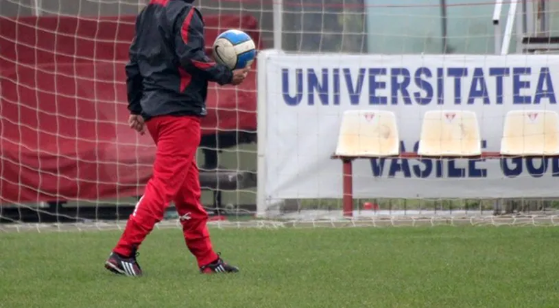 Laurențiu Roșu a condus primul antrenament ca antrenor principal la UTA.** Cine face parte din staff-ul tehnic al fostului stelist