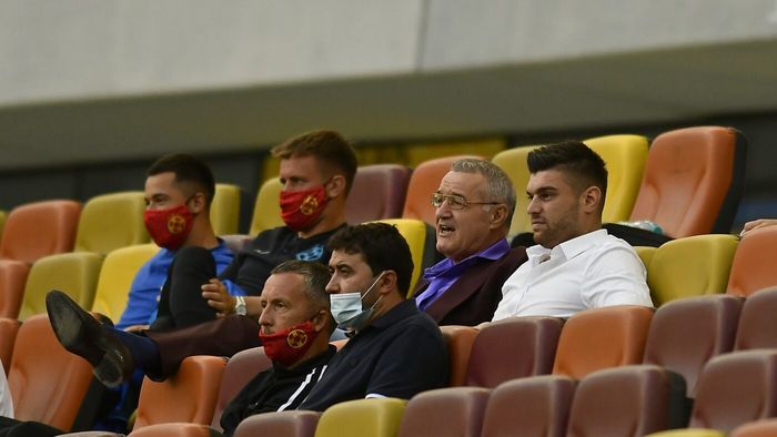 Primele transferuri de titlu la FCSB. Meme Stoica a pus numele pe masa lui Gigi Becali: „Sper să dea ok-ul pentru doi jucători”
