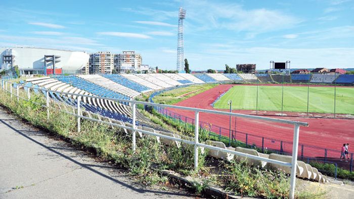 "Oblemenco", gata de demolare!** Stadionul din Craiova nu pare deloc pregătit să găzduiască iar meciuri de fotbal