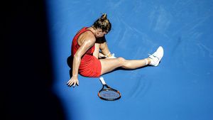 FOTO & VIDEO | Cel mai înfocat suporter al Simonei! "Să ne bucurăm pentru ea! Un meci minunat, dar...". A trăit la intensitate maximă fiecare game, iar apoi s-a pozat cu Halep