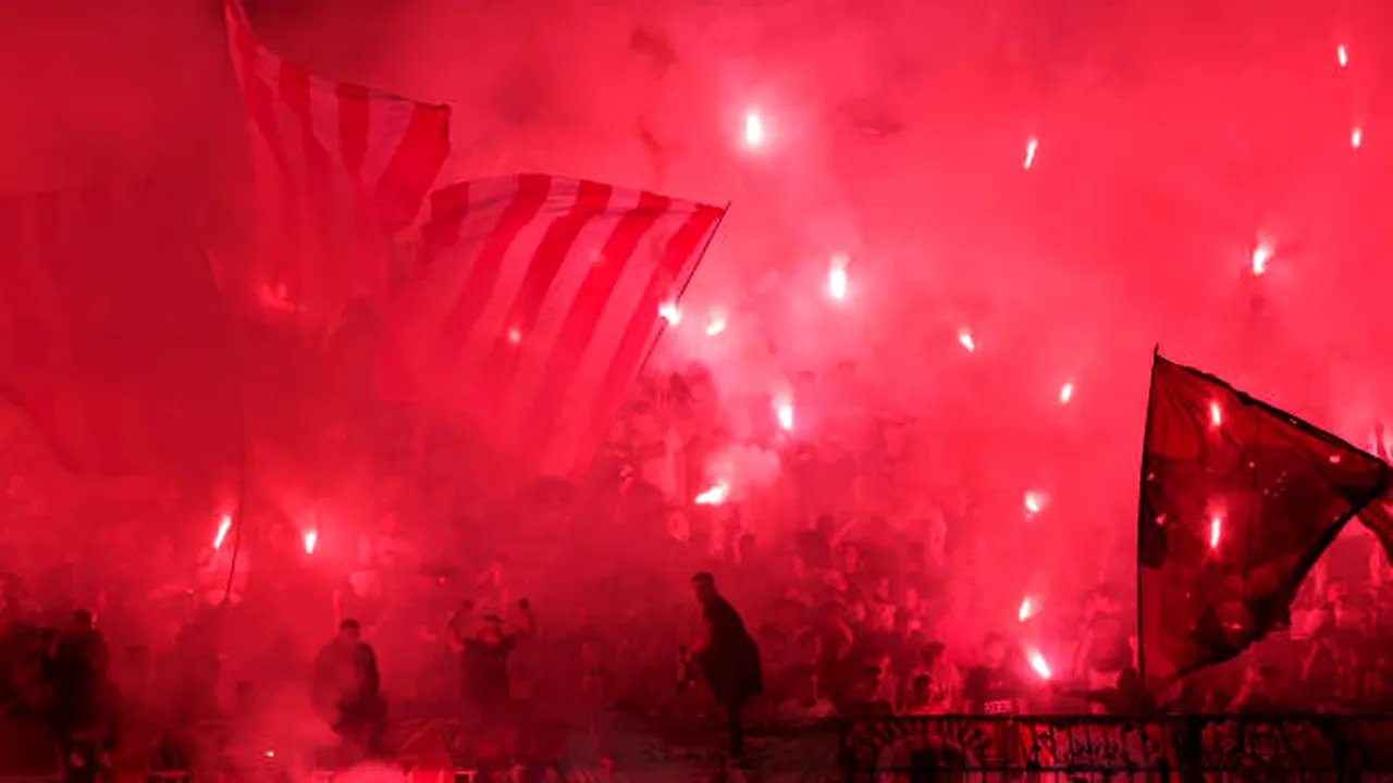 Nebunie la Belgrad! Show total și o atmosferă fantastică, în primul derby Partizan - Steaua Roșie care s-a jucat cu fani în pandemie de COVID-19 | VIDEO