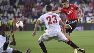 Brazilianul Siqueira a semnat cu Atletico Madrid