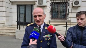 Florin Talpan, dezvăluiri despre cum este constant hărțuit pe stradă din cauza luptei dintre FCSB și CSA Steaua: „Ieri, doi cu bicicletele...” | VIDEO EXCLUSIV ProSport Live