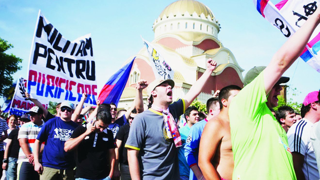 AISS, alături de suporterii Stelei, la mitingul de la "Palat"