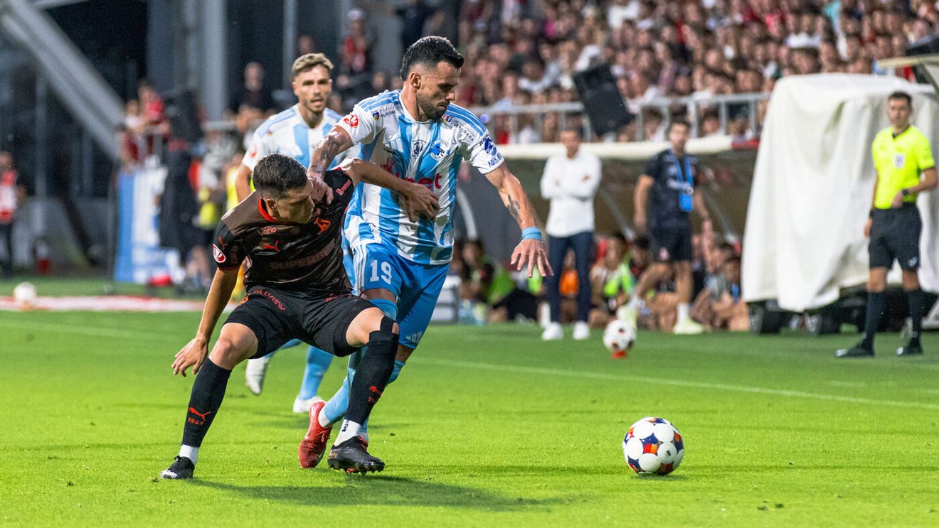 Fotbaliştii Corvinului, impresionați de Dinamo: „Cea mai bună echipă din România!”