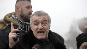 Gigi Becali îl critică pe Răzvan Burleanu, dar nu vrea să-l dea afară de la FRF. „Tirania conduce, dar nu e problema mea!”