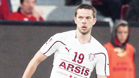 Blocat la graniță:** Bozovic are probleme cu viza și poate rata meciul cu MyPa! 