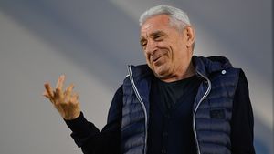 Giovanni Becali i-a propus un transfer lui Gigi Becali: „Salariu de 40.000 de euro pe lună”. E străin şi a jucat în Italia şi Spania