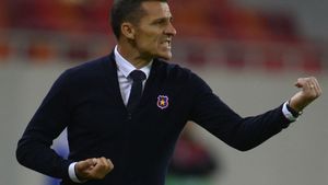 Gâlcă poate sta liniștit! Valeriu Argăseală: "Nu se pune problema să fie demis"