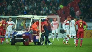 EXCLUSIV - Medicii au dat verdictul în cazul accidentării lui Tănase!** Cât va lipsi de pe gazon decarul Stelei: