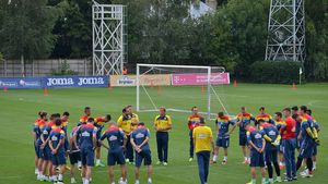 24 de jucători sub comanda lui Daum la primul antrenament înaintea dublei cu Armenia și Kazahstan. Steliano Filip a ieșit după 30 de minute. VIDEO