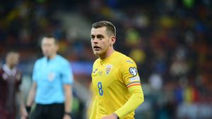 Universitatea Craiova ia bani din nou din transferul lui Alex Cicâldău la Galatasaray!