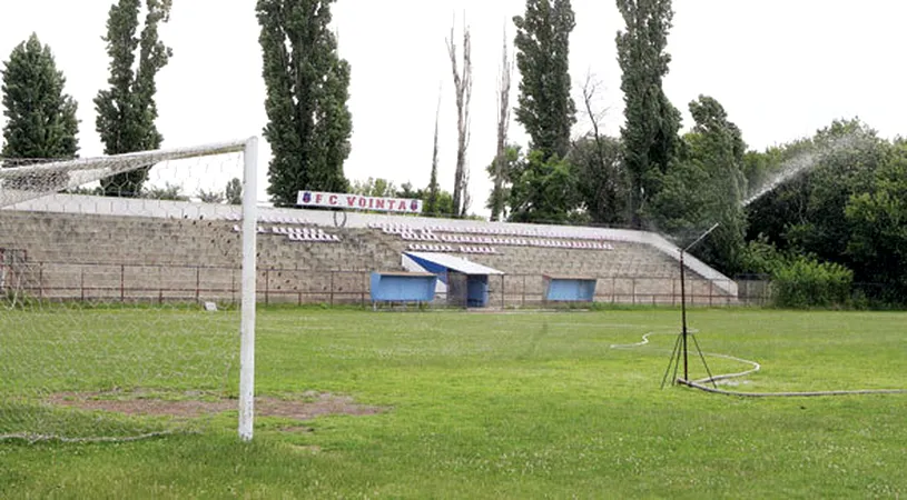 Steaua își bate joc de viitorul ei!** Mută Academia într-o ruină! Părinții copiilor se opun, Becali reacționează INCREDIBIL