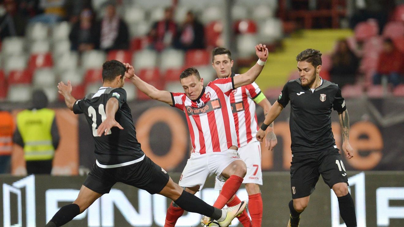 Se face un nou transfer pe ruta Dinamo - CFR. Miriuță se vede nevoit să se despartă de un titular care va merge în Gruia. Câți bani oferă clujenii. Reacția lui Mureșan