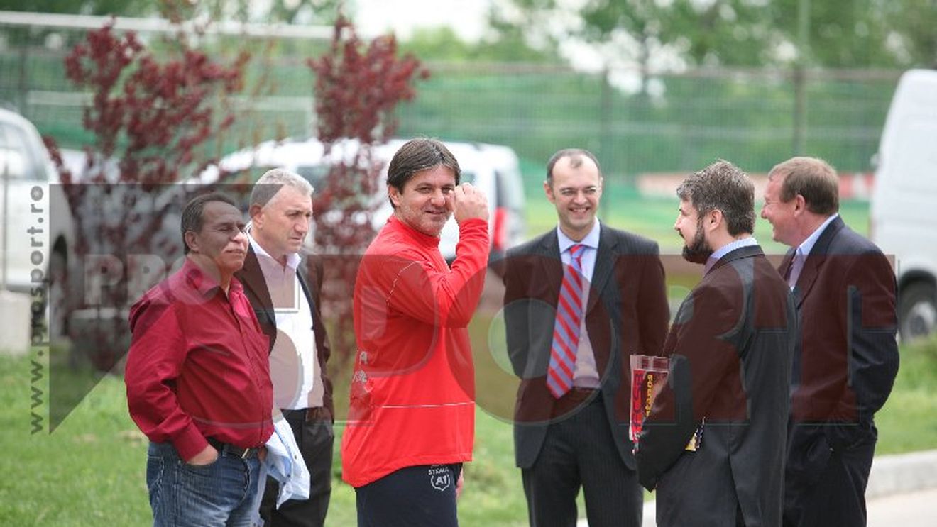 FOTO** Reuniune STEAUA86