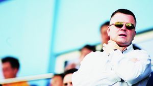 "Studenții" acuză strategia lui Gigi Becali**: "Steaua nu e corectă!"