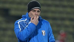 EXCLUSIV | Șumudică, reclamat de FRF pentru gesturile obscene de la meciul cu Steaua. Pedepsa pentru pariuri se poate reactiva acum. Reacția LPF