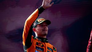 Lando Norris, victorie în Marele Premiu de Formula 1 din Austria. Piastri a terminat pe 2, dar marea surpriză au furnizat-o piloții Ferrari, Leclerc și Hamilton