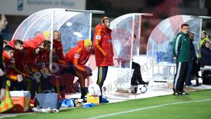 Pițurcă este conștient de lacunele din defensivă:** "Mai avem multe de pus la punct!" Raț a scăpat de mustrare: "Nu am vorbit nimic cu nea Piți"