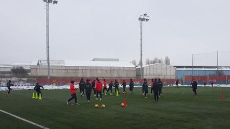 FOTO&VIDEO | Teja a condus primul antrenament la FCSB! 21 de jucători, sub comanda sa 