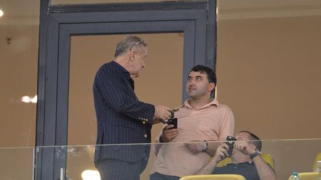 CULISE | Dică e abia A3! Cine sunt cei doi "tehnicieni" alături de care Gigi Becali face echipa FCSB-ului. Unul dintre ei i-a făcut toate schimbările lui Dică într-un meci din Liga 1

