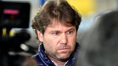 Florin Răducioiu nu crede în proiectul fanilor lui Dinamo: „Mi-e teamă că vom ajunge în Liga 4, ca Rapid” + Vrea să intre în proiectul „câinilor”