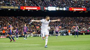 Barcelona - Real Madrid 0-4, în returul semifinalei din Cupa Regelui | Benzema a pus stăpânire pe Camp Nou și a reușit un „hattrick” istoric! | VIDEO