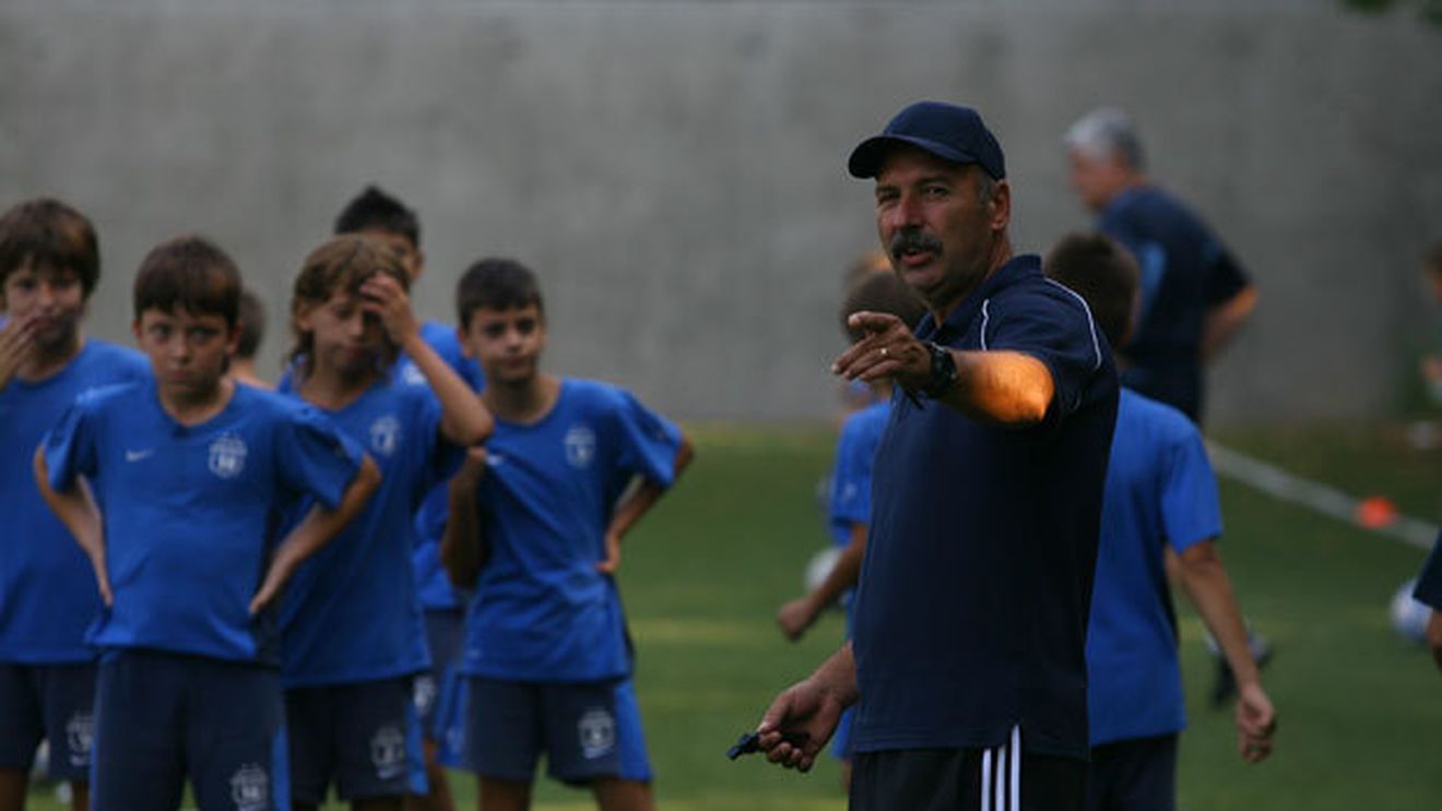 EXCLUSIV Majearu confirmă că a fost dat afară de la Steaua:** "Sunt dezamăgit, credeam în revigorarea academiei"