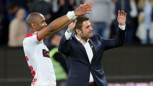 Adrian Mutu, contestat de Daniel Pancu din cauza trecutului de „câine”: „Până la urmă, e unul care vine de la Dinamo!” | VIDEO EXCLUSIV ProSport Live