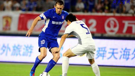 VIDEO Dănălache scrie istorie în China: hattrick în ultima etapă! Anelka și Drogba, trecuți în plan secund de român