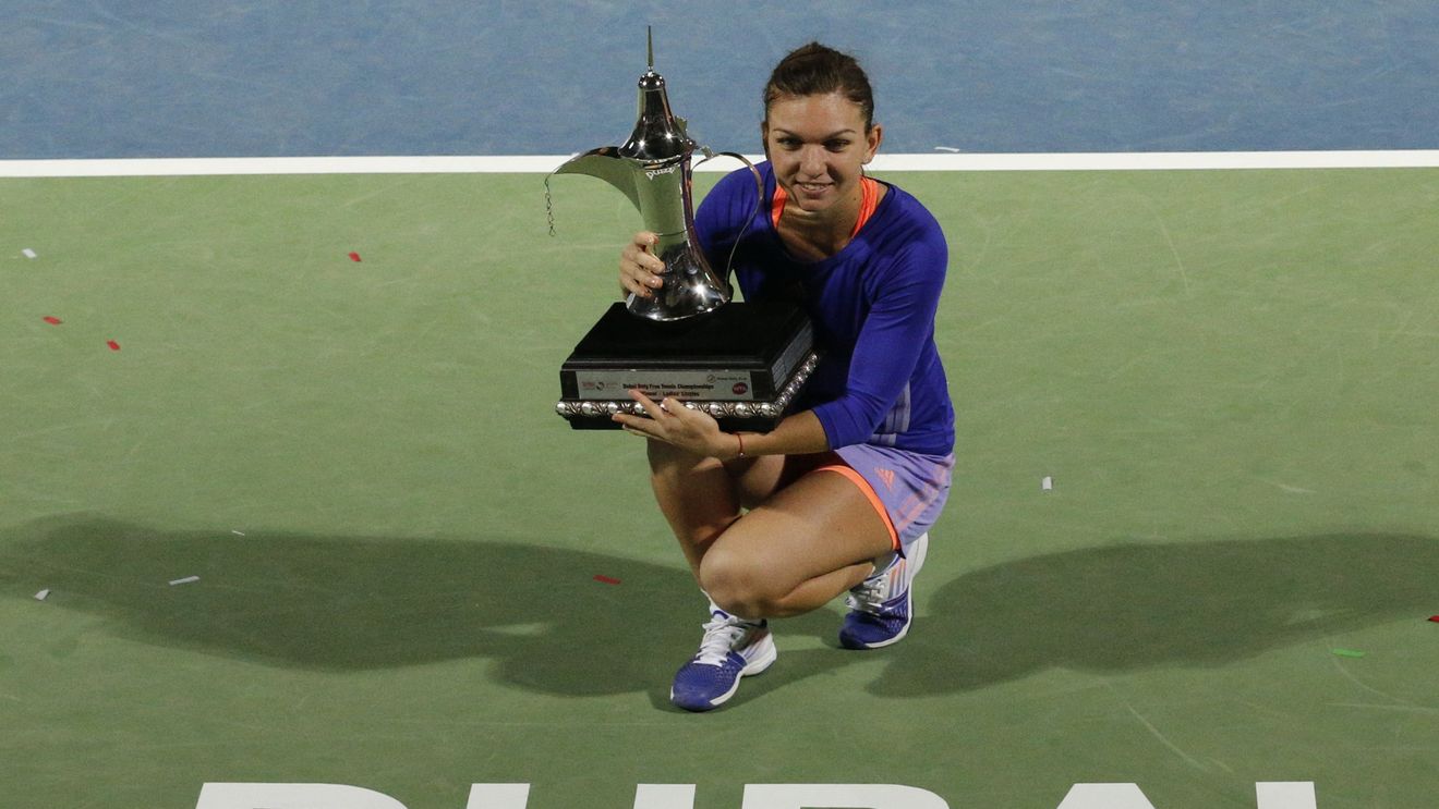 FOTO | Deși a dezamăgit în 2016, spiritul Simonei Halep rămâne viu la Dubai! Cum le "păzește" spatele lui Djokovic și compania înaintea meciurilor din această săptămână