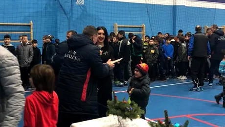 SCM Râmnicu Vâlcea și-a bucurat copiii cu cadouri de Moș Nicolae.** Clubul se mândrește cu un jucător care evoluează la una dintre echipele surpriză din Liga 3 