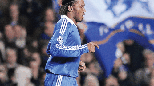 Drogba și-a prelugit contractul cu Chelsea
