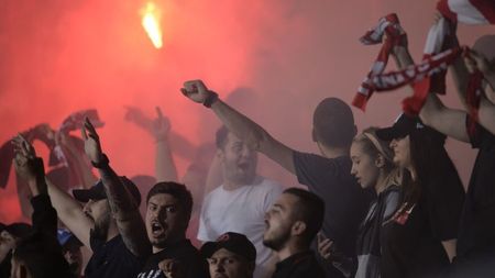 Căpitanul lui Dinamo a luat cuvântul: "Îmi cer mii de scuze pentru ce au făcut suporterii noștri" | Fanii câinilor au stricat momentul de reculegere ținut în memoria lui Cristian Țopescu și au agresat un cameraman!