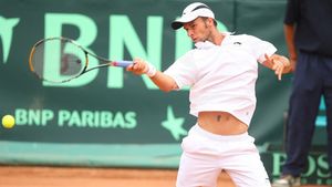 Adrian Ungur, eliminat de Novak Djokovici la turneul de la Belgrad